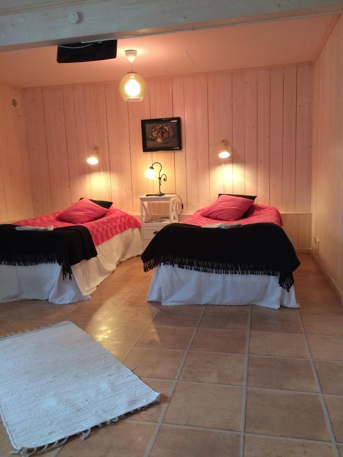 Skummesloev B & B Laholm Esterno foto